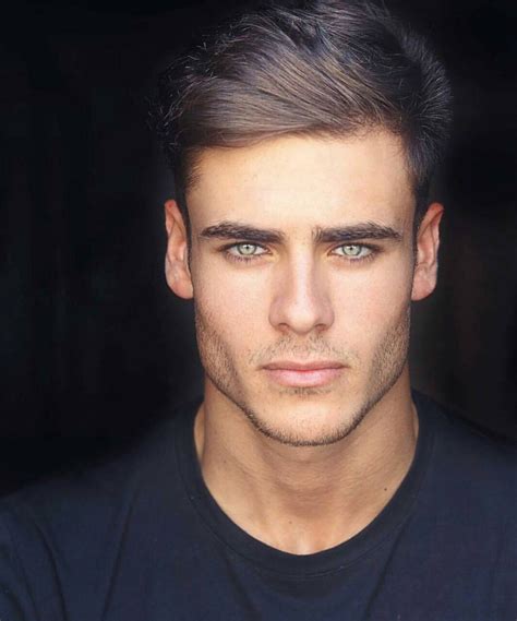 No se quién eres, pero estás guapísimo!!!! Creo eres Jorge del Río.... Handsome Faces, Handsome ...