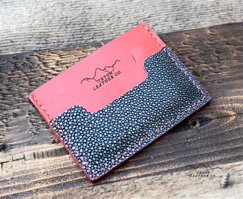 Minimalist Wallets