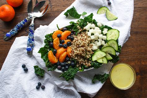 Kale-Quinoa Salad with Orange Vinaigrette