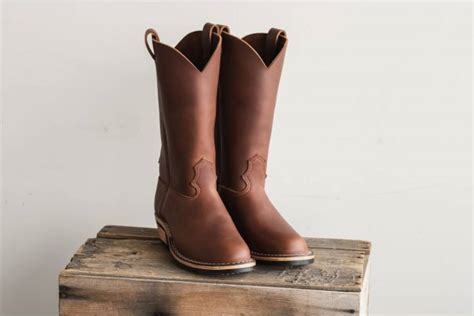 Comfort And Durability: Tips For Finding The Perfect Work Boot
