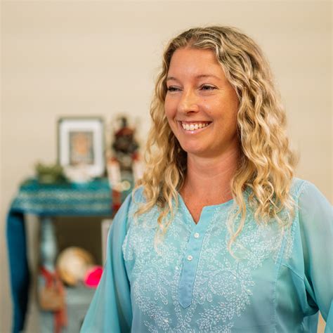 Ambitious men: How to balance career drive with a thriving partnership?