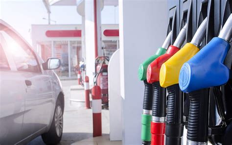 When should I use premium vs regular unleaded fuel?