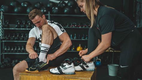 Squats | How important are the shoes when performing them?