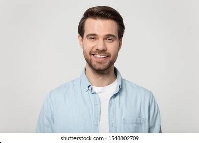 10+ Free professional profile pictures - PikWizard