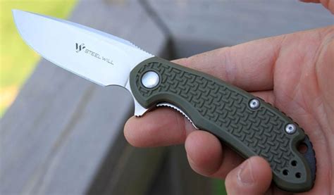 Best EDC Knife | Knife Informer