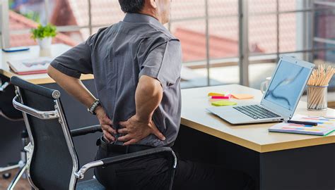How to Prevent Back Pain From Sitting at a Desk - Ergonomic Tips