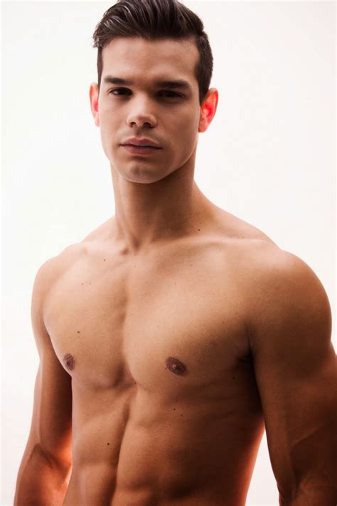 Mister Men Universe Perú Joel Farach by Tino Vargas - Fashionably Male