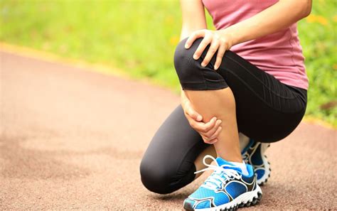 The 7 Most Common Running Injuries + How To Treat Them