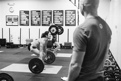 3 Tips to Getting Through Plateaus in the Gym - Breaking Muscle