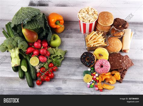 Healthy And Unhealthy Food