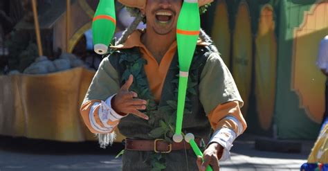 Photo of a Juggling Man · Free Stock Photo
