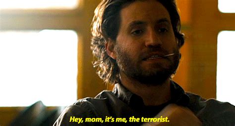 What are 3 actionable tips for men to lose belly fat & gain muscle mass effectively?