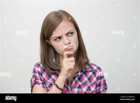 Female question expression hi-res stock photography and images - Alamy