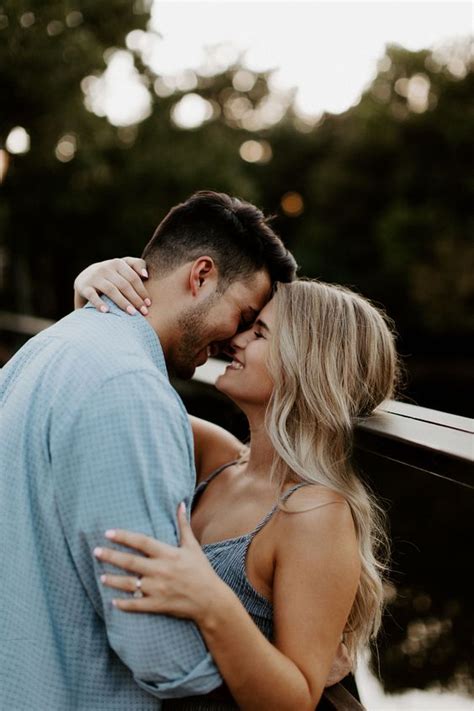 20+ Cute Couple Pictures, Romantic Couple Photos - GA Fashion