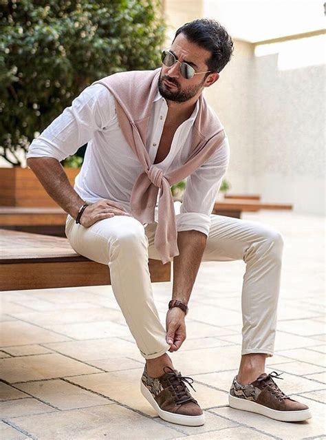 Old Money Style for Men &amp; Outfit Ideas - Suits Expert