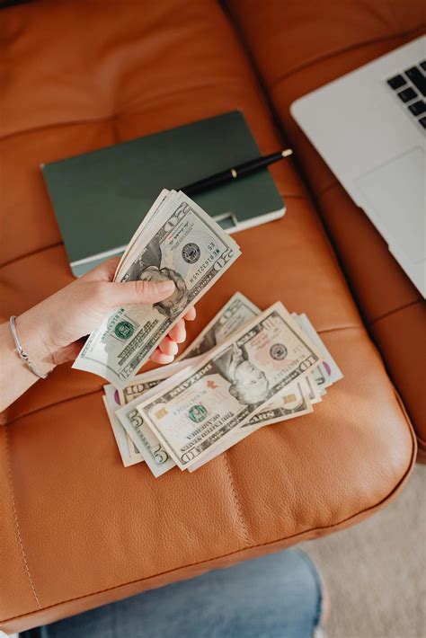 Simple Side Hustles: Make Extra Cash Without Special Skills