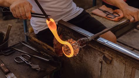 On Murano, Making Glass for More Than 700 Years - The New York Times
