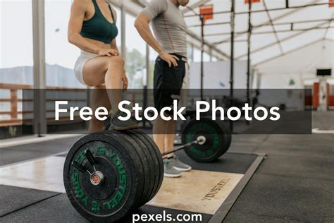 Person Lifting Weights With Proper Form Photos, Download The BEST Free ...