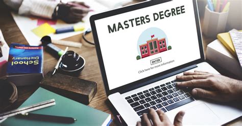 Master smart casual style: What 5 versatile items every man needs?