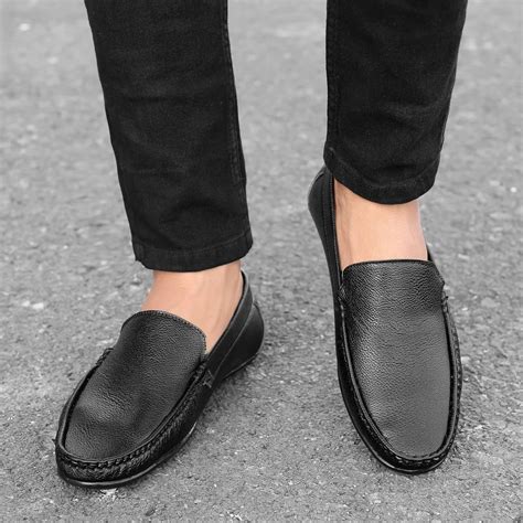 Men Sleek And Premium Faux Leather Loafers In Office Wear Look, Loafer ...