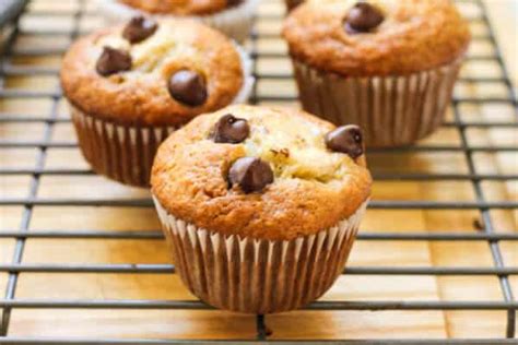 Banana Chocolate Chip Muffins - Eating European
