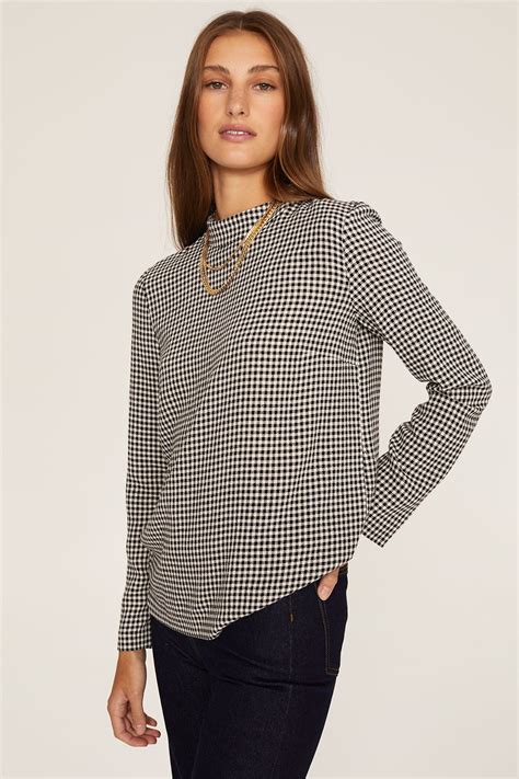 Smart Casual Dress Code for Women - The Trend Spotter