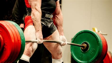Strength vs. Power: The 5 Major Differences - Lift Big Eat Big