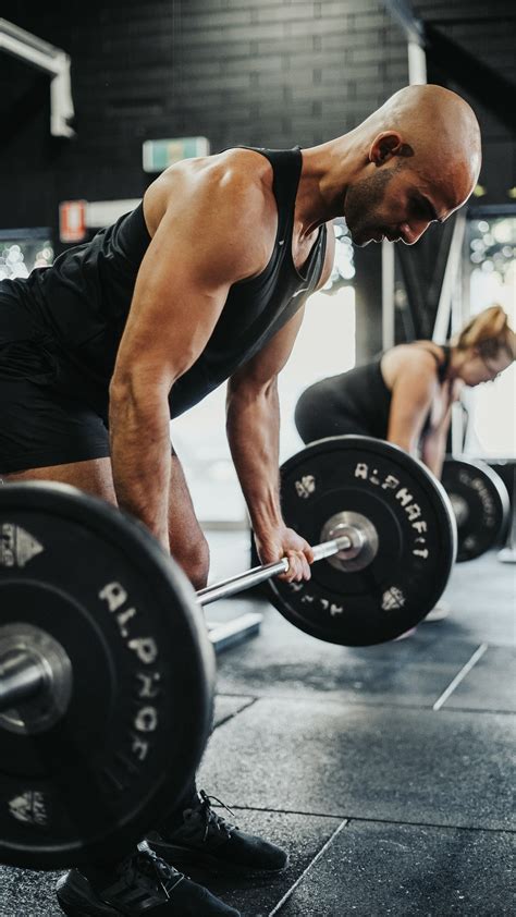 Preventing gym gear odor: effective laundry hacks for sweat-wicking activewear & shoes?