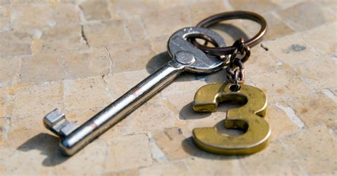 Key financial moves for men in their 30s to secure retirement?