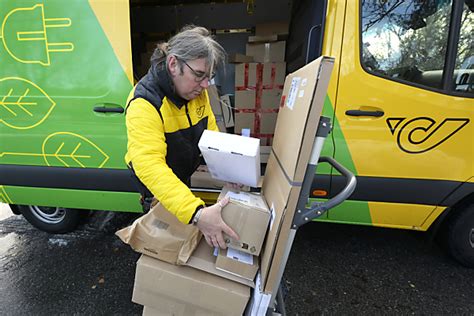 Jedes zweite Paket bringt die Österreichische Post - NEW BUSINESS